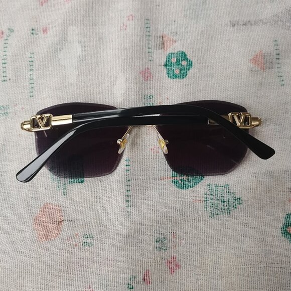 Valentino Black Frame Glasses - Picture 3 of 11